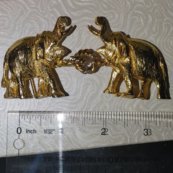 Mimi Di N 1972 Elephants Interlocking Statement Belt Buckles Vintage Gold Tone main image 11